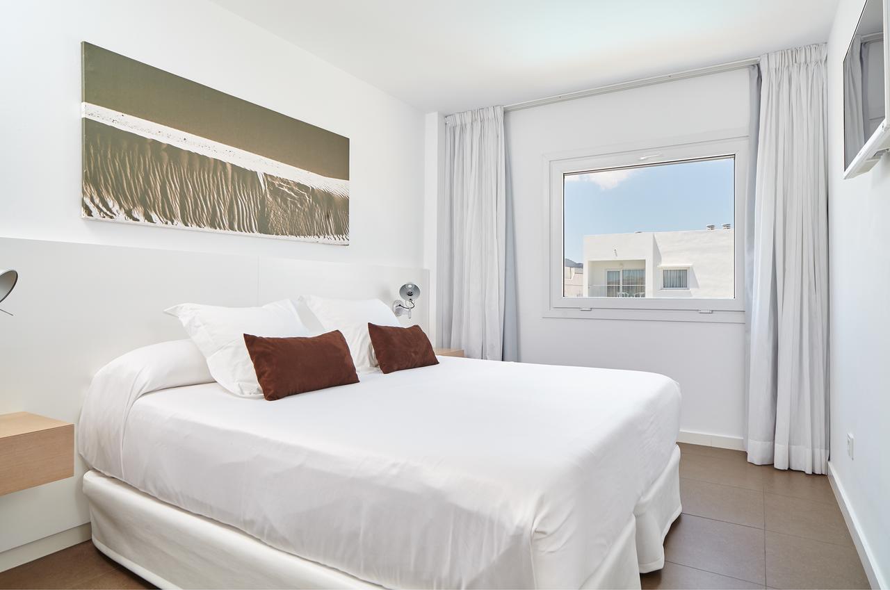 Ibiza Sun Apartments Platja d'en Bossa Eksteriør billede
